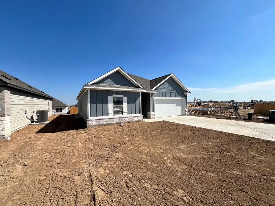 176 Wind Hill, Jarrell, TX 76537 - #3