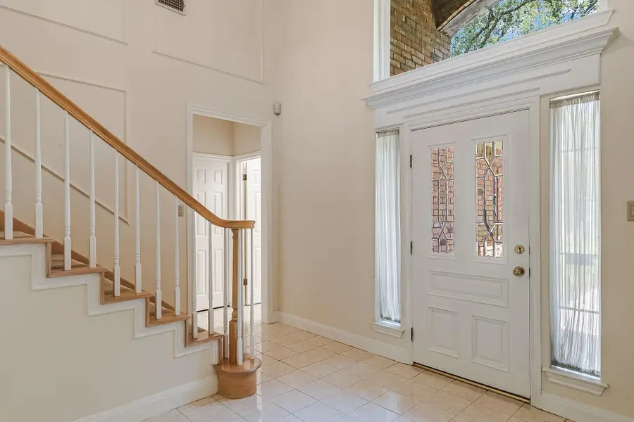 7615 Yaupon Dr, Austin, TX 78759 - #2