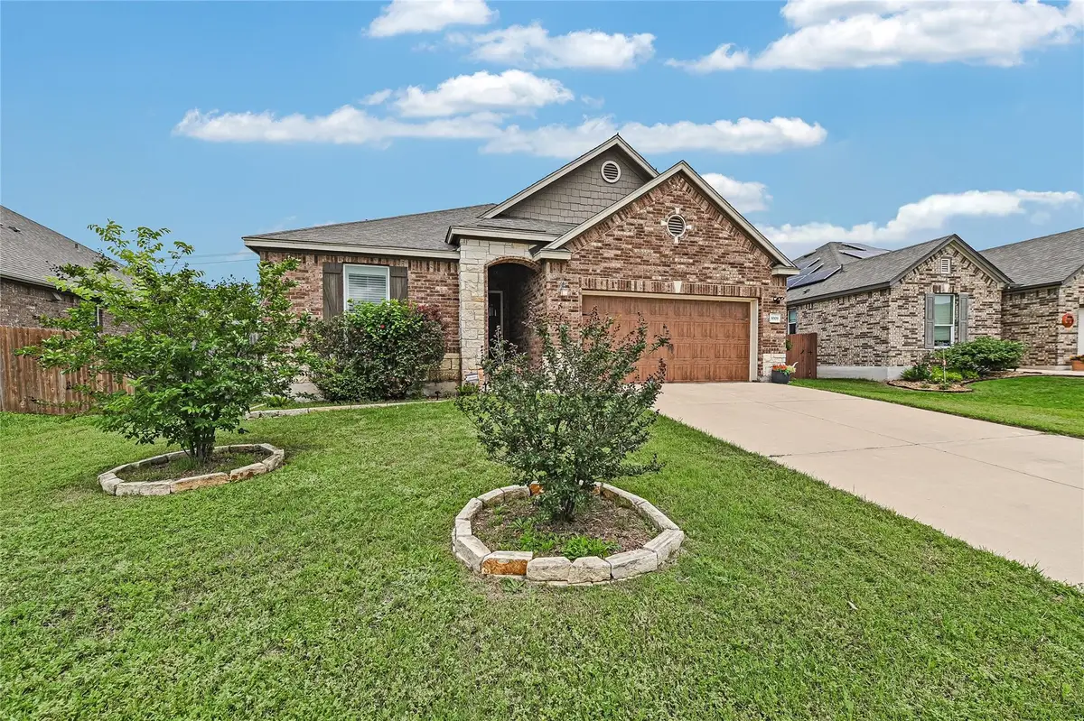 1008 Estes Park, Taylor, TX 76574 - #1