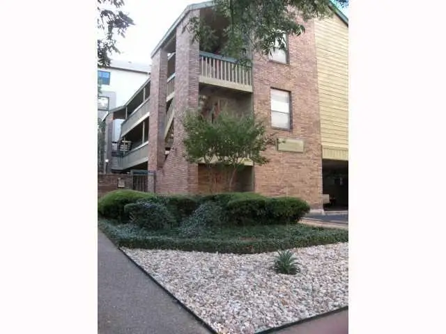 2210 Pearl St #304, Austin, TX 78705 - Image #1
