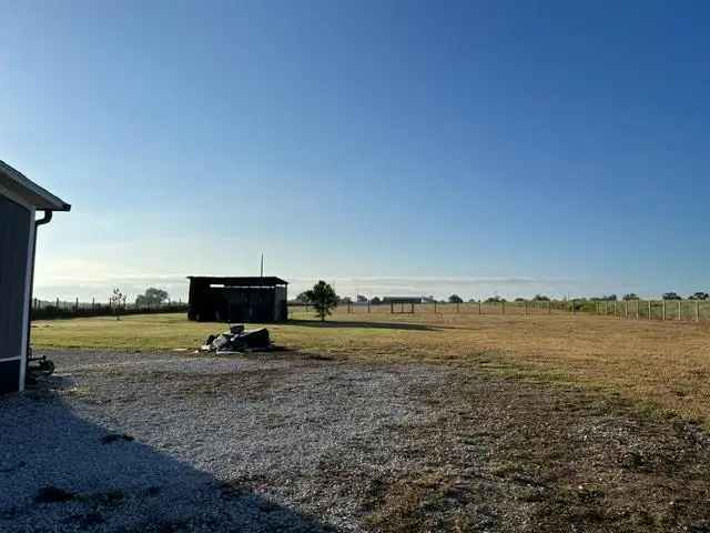 263 N Cedar Creek Dr, Cedar Creek, TX 78612 - #2