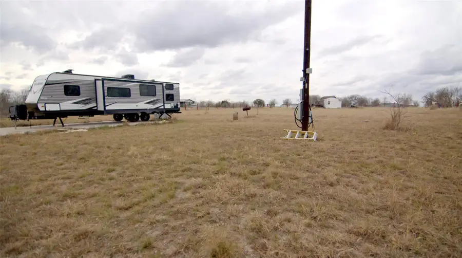 150 Callaway Ct, Lockhart, TX 78644 - #2