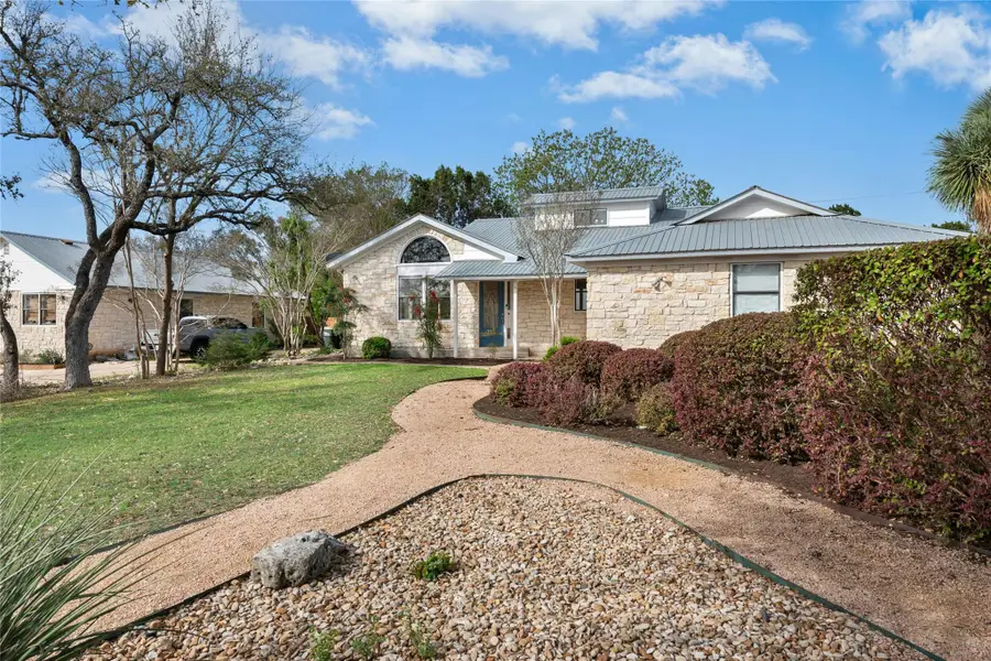 140 Donna Dr, Wimberley, TX 78676 - #2