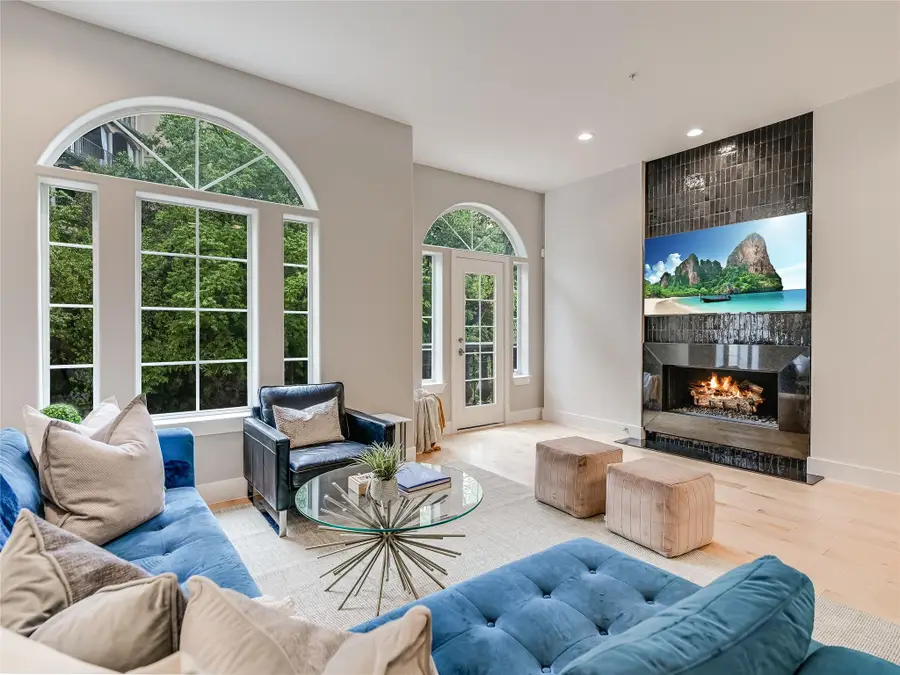 1529 Barton Springs Rd #13, Austin, TX 78704 - #3