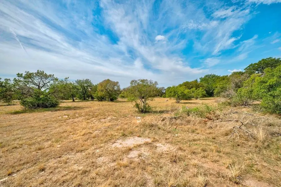 107 Cap Rock, Horseshoe Bay, TX 78657 - #2