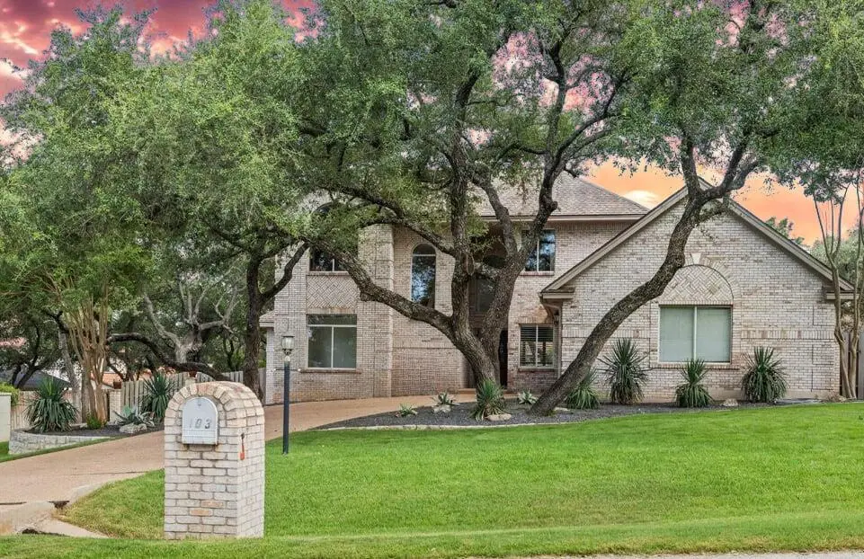 103 El Norte Ct, Lakeway, TX 78734 - Image #1