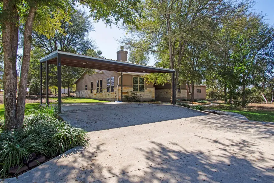 2247 Old Highway 20, McDade, TX 78650 - Image #2