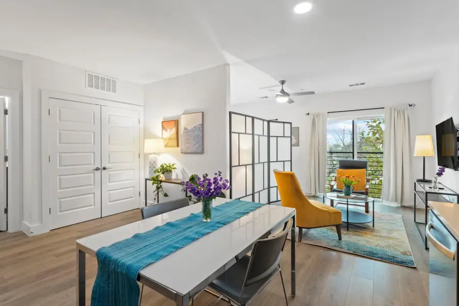 2213 Poquito St #319, Austin, TX 78722 - Image #2