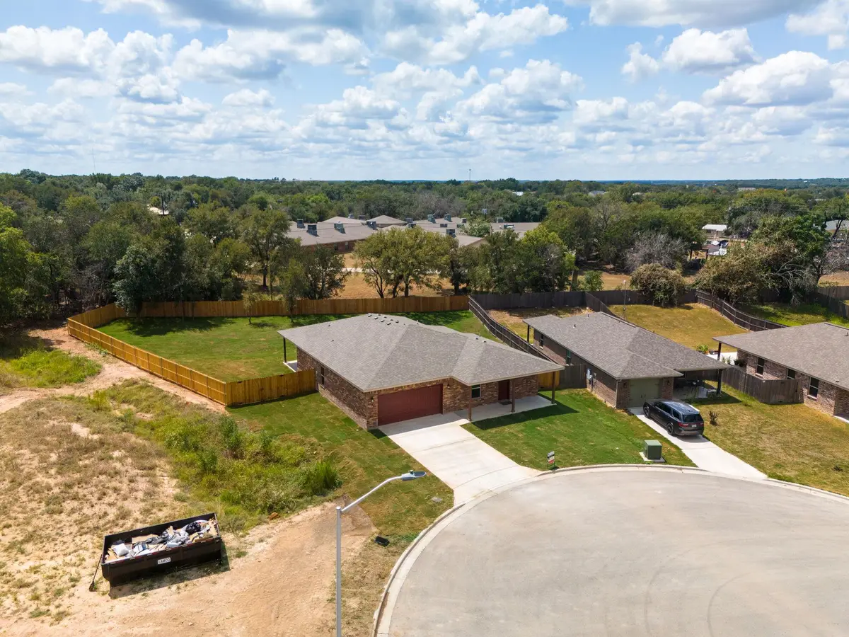 828 Elijah Ln, Lampasas, TX 76550 - Image #1