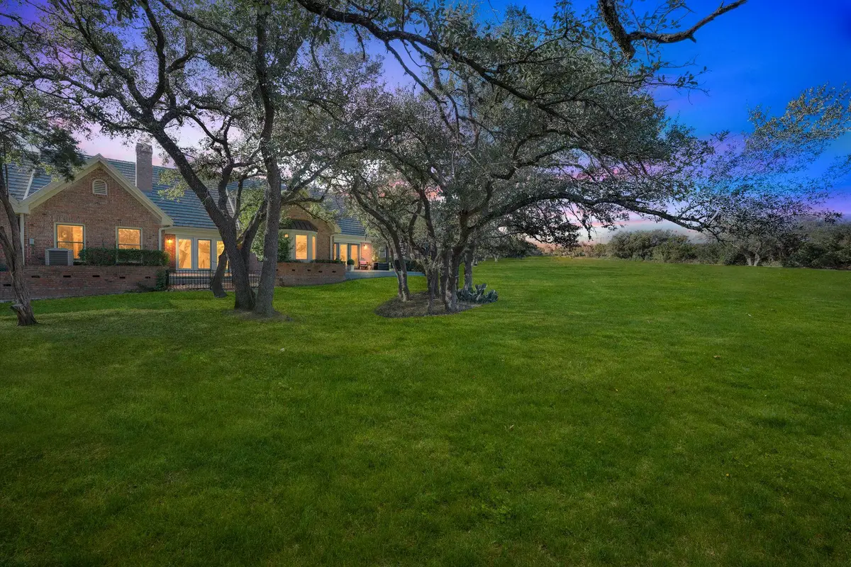 28 Tournament Way, The Hills, TX 78738 - Image #1