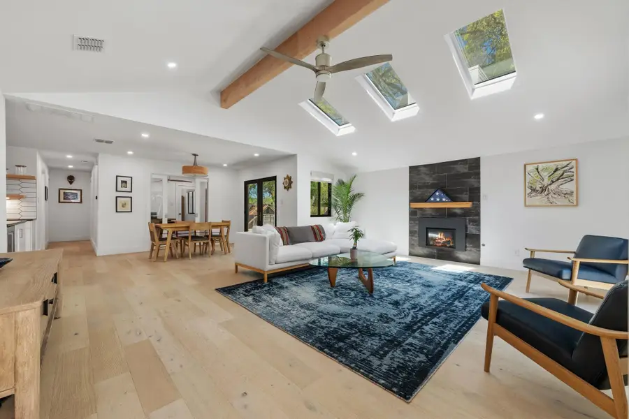 7504 Whispering Oaks Dr, Austin, TX 78745 - #2