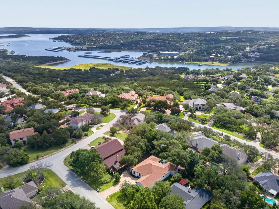 103 Copperleaf Rd, Lakeway, TX 78734 - #2