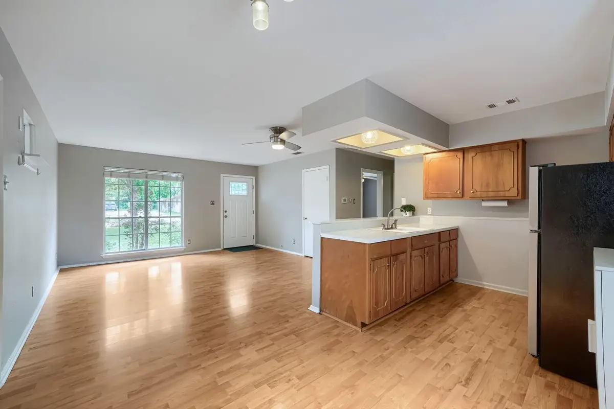 8308 Hathaway Dr, Austin, TX 78757 - #1