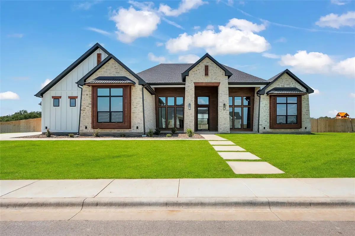 6807 Lacey Oak Rd, Salado, TX 76571 - Image #1