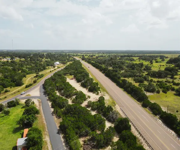 131 Spur 440, Florence, TX 76527