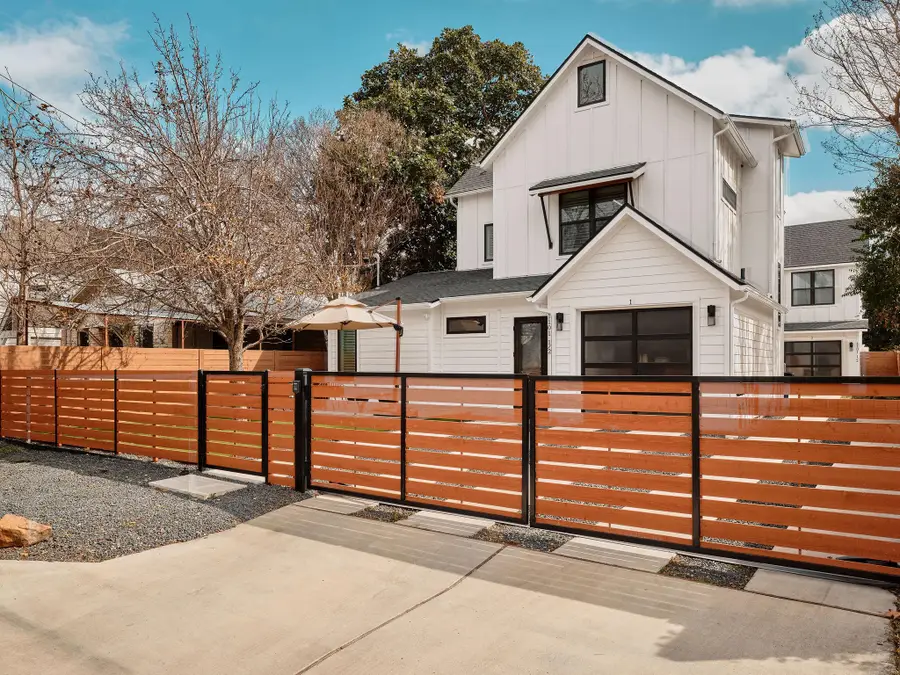 1101 1/2 Fiesta St #1, Austin, TX 78702 - #2