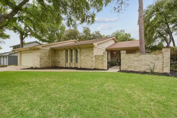 4707 Trail Crest Cir, Austin, TX 78735