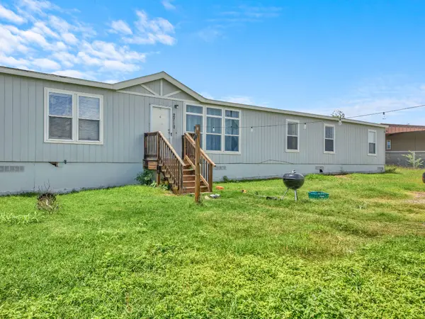 271 Alma Ln, Kyle, TX 78640