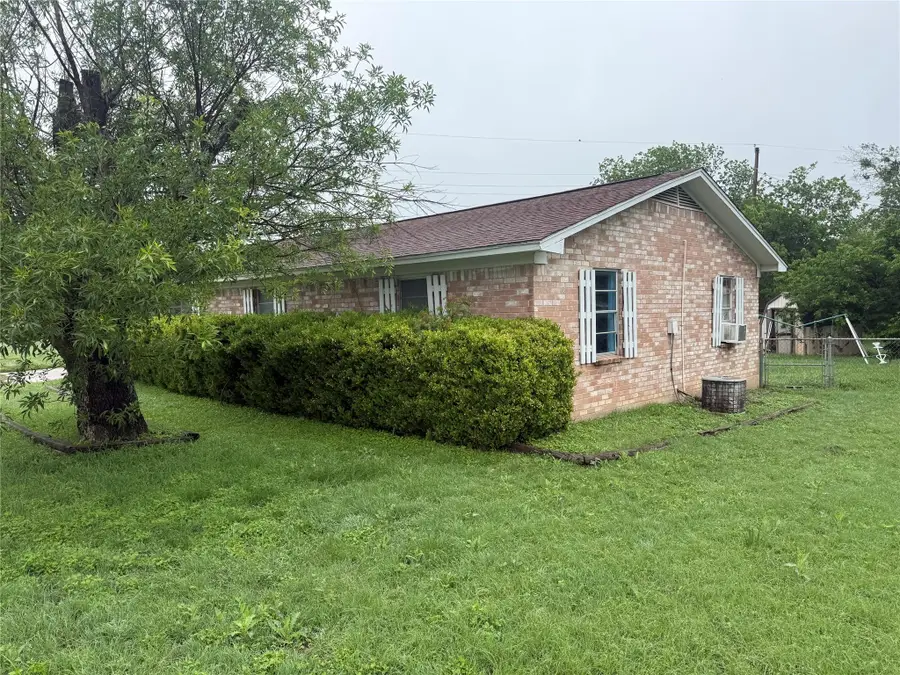 1001 Magnolia St, Belton, TX 76513 - #3