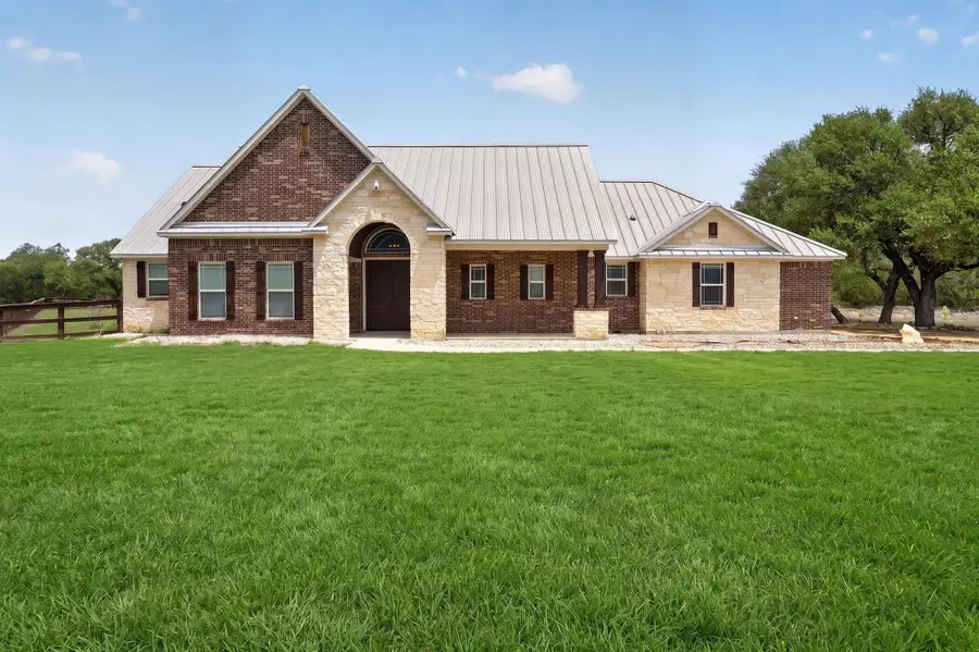815 Serene Waters St, Spring Branch, TX 78070 - #2