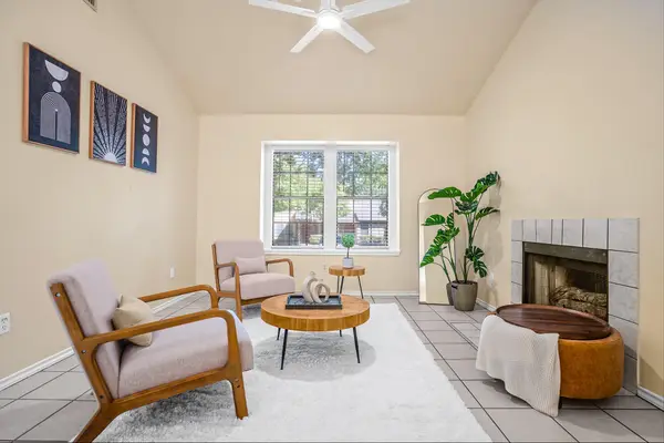 11901 Swearingen Dr #113, Austin, TX 78758