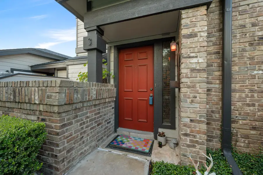1748 Ohlen Rd #3, Austin, TX 78757 - Image #3