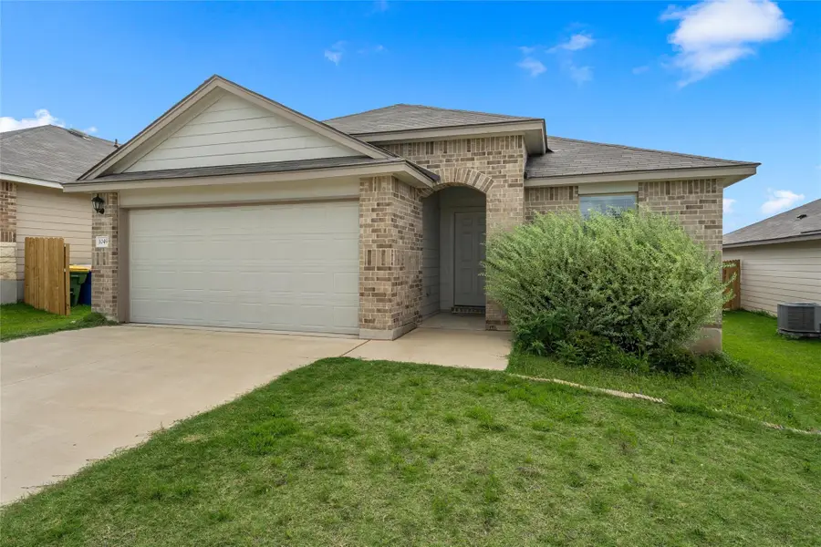 1049 Velvet Ct, Troy, TX 76579 - #2