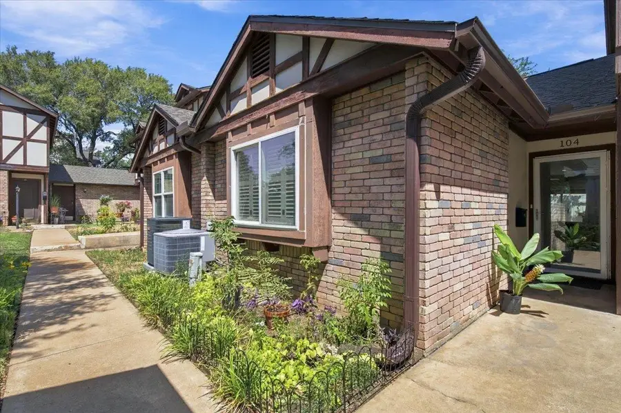 7406 Shadow Hill Dr #104, Austin, TX 78731 - #2