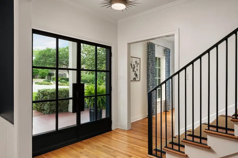 1015 Gaston Ave, Austin, TX 78703 - #3