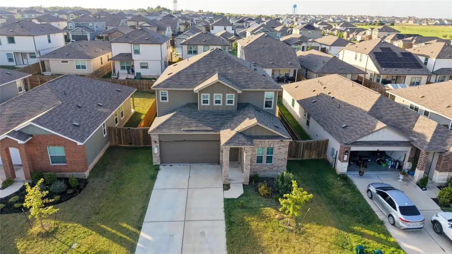 112 Perfect World Loop, Jarrell, TX 76537 - #2