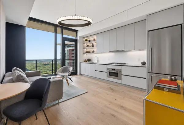 610 Davis St #3508, Austin, TX 78701