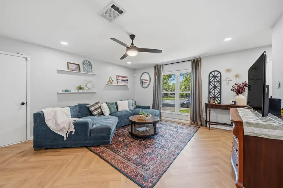 705 Dulwich St, Austin, TX 78748 - #3
