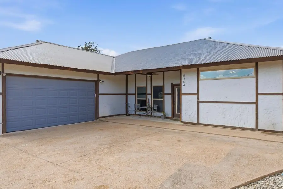 5704 Roundup Way, Leander, TX 78645 - Image #2