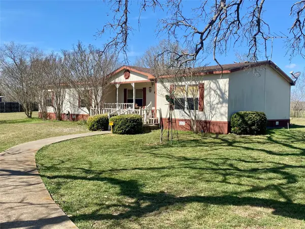 6265 Fm 713, Dale, TX 78616