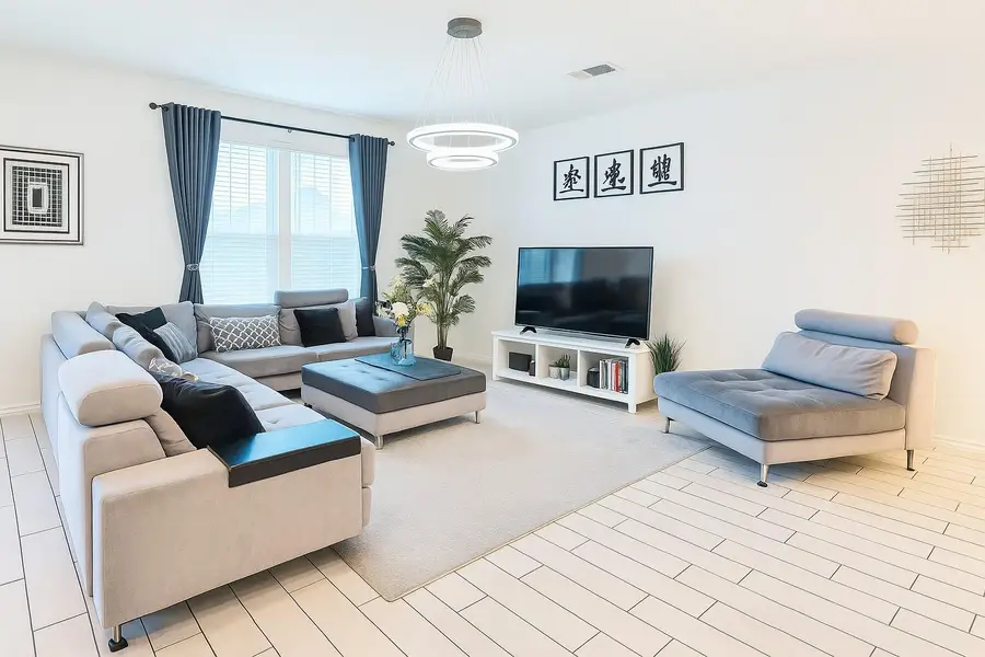 242 Zuma Dr, Liberty Hill, TX 78642 - Image #3