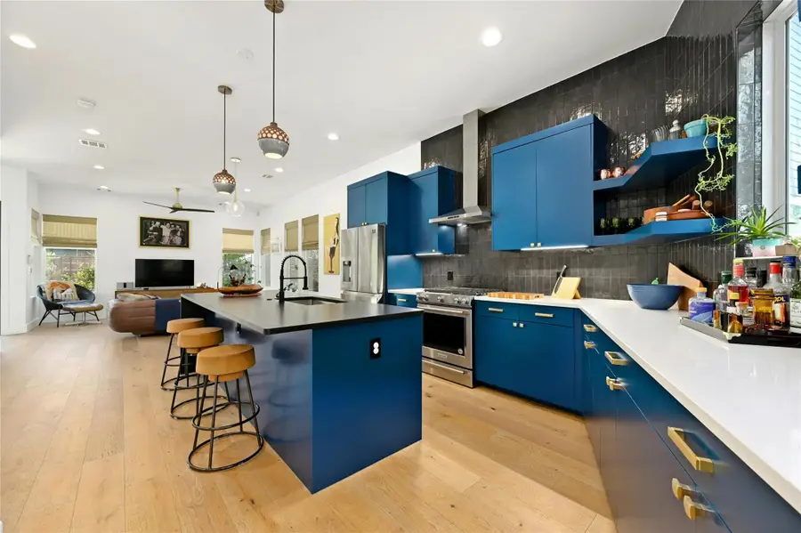 1187 Oak Grove Ave, Austin, TX 78702 - #3