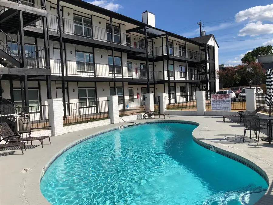 6409 Burns St #107, Austin, TX 78752 - #3