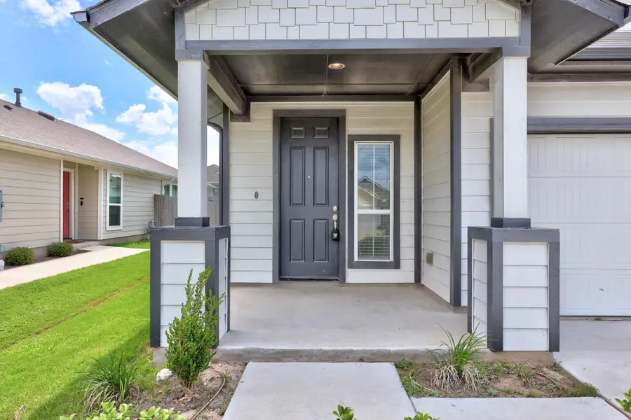 213 Graver St, Georgetown, TX 78626 - #2