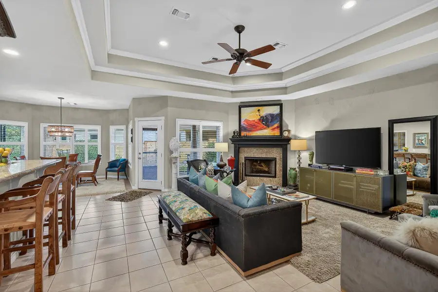 20 Augusta Dr, Meadowlakes, TX 78654 - Image #2