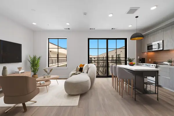 4315 S Congress Ave #424, Austin, TX 78745