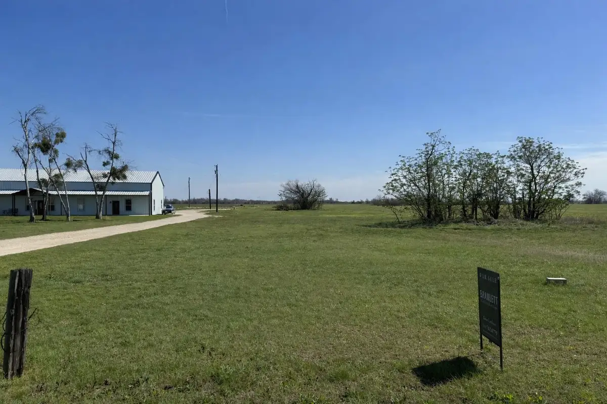 680 County Road 337 Rd, Granger, TX 76530 - #1