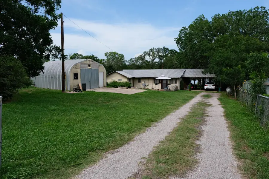 361 Lake View Dr, Cedar Creek, TX 78612 - #2