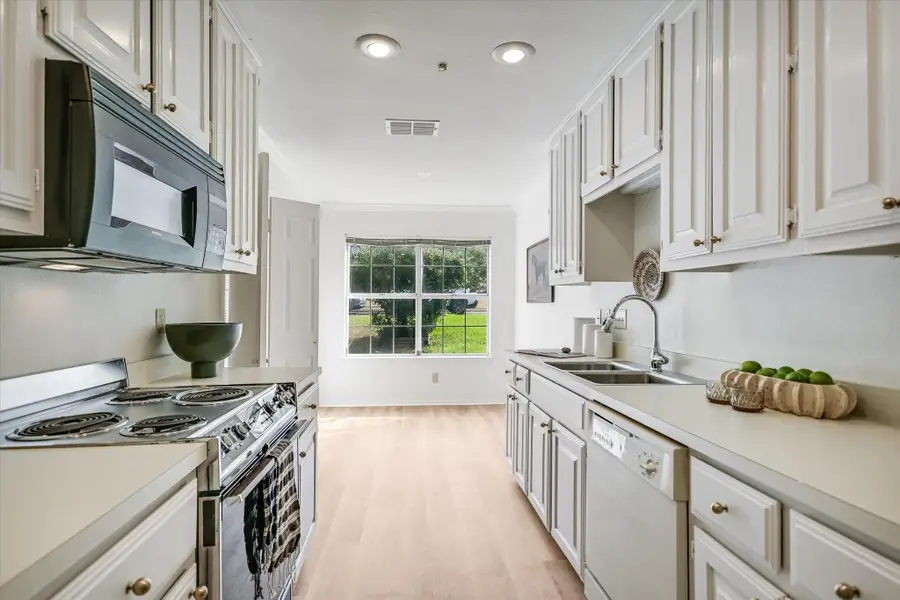 3718 Williamsburg Cir, Austin, TX 78731 - #2
