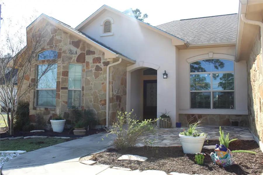 220 Tahitian Dr, Bastrop, TX 78602 - #3