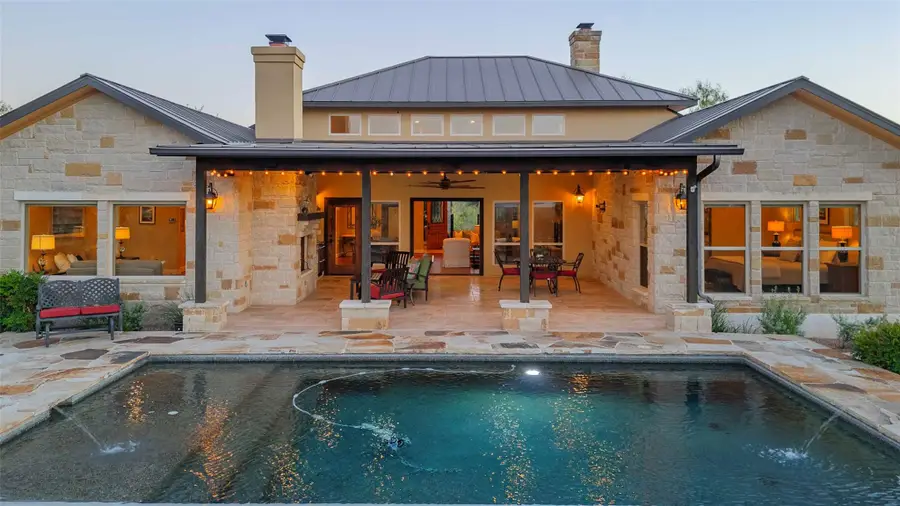 106 Kelley Ln, Horseshoe Bay, TX 78657 - Image #3