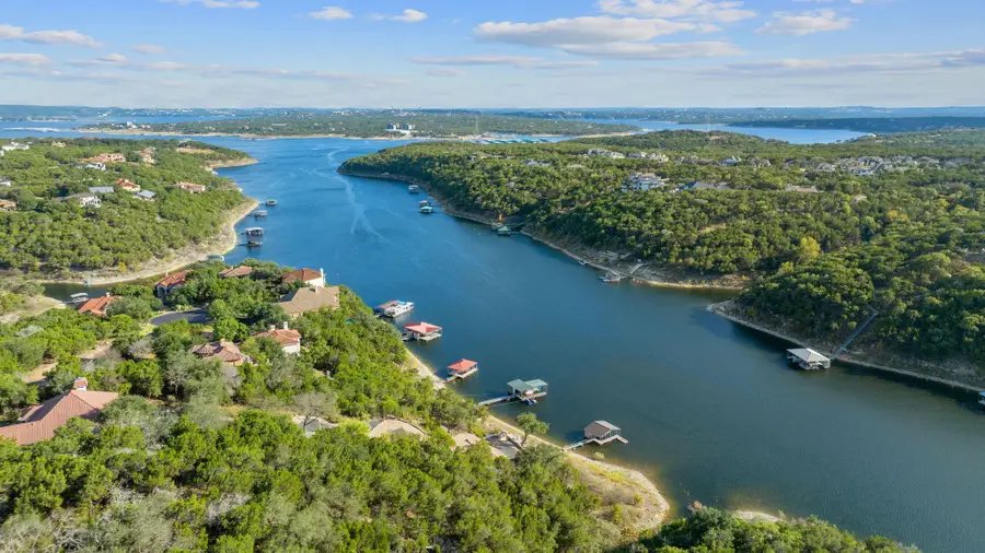 7201 Getaway Dr, Jonestown, TX 78645 - #2