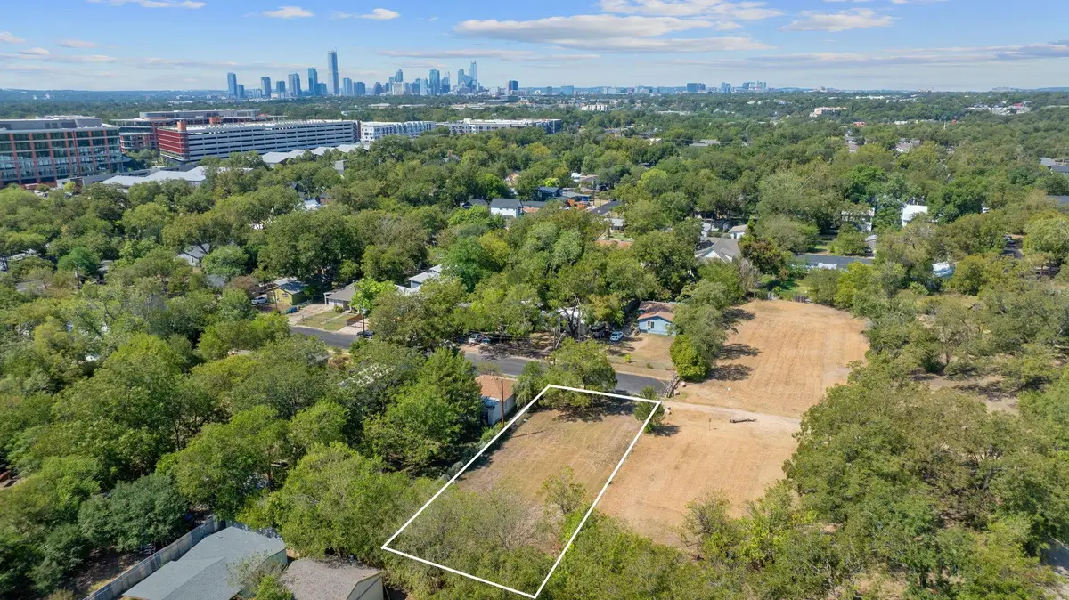 1135 Saucedo St, Austin, TX 78721 - #1