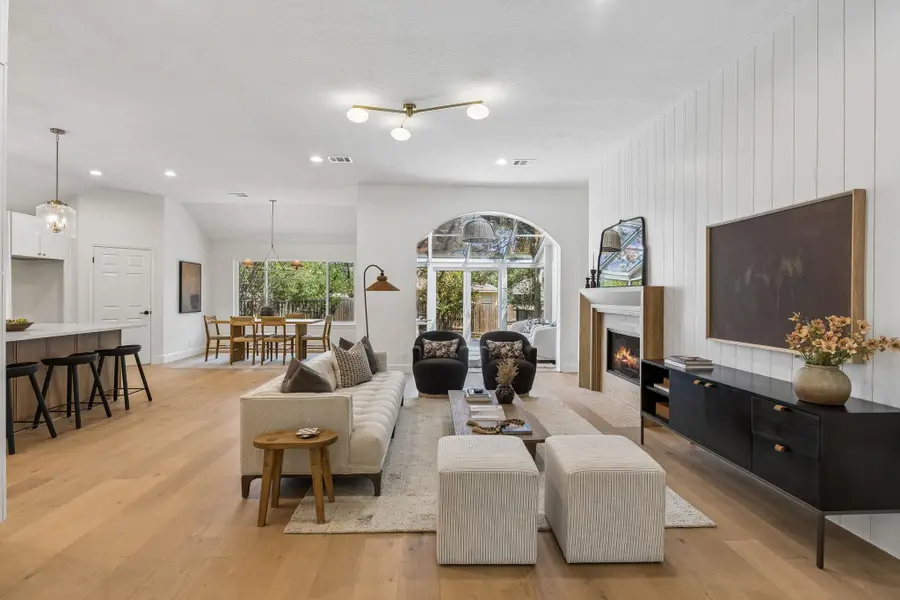 11205 Readvill Ln, Austin, TX 78739 - #3