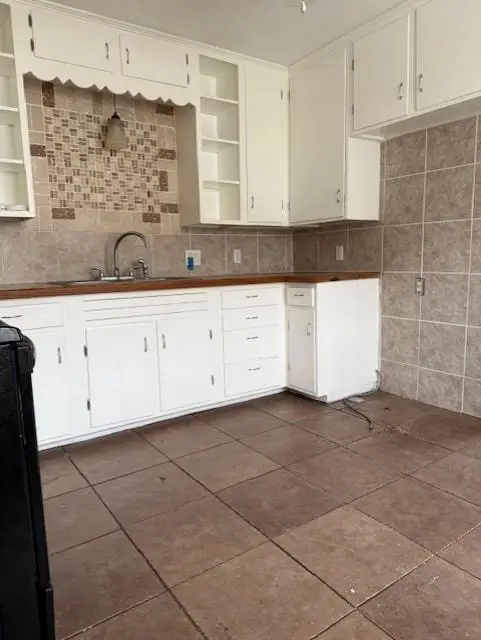 1202 Clyde St, San Marcos, TX 78666 - Image #3