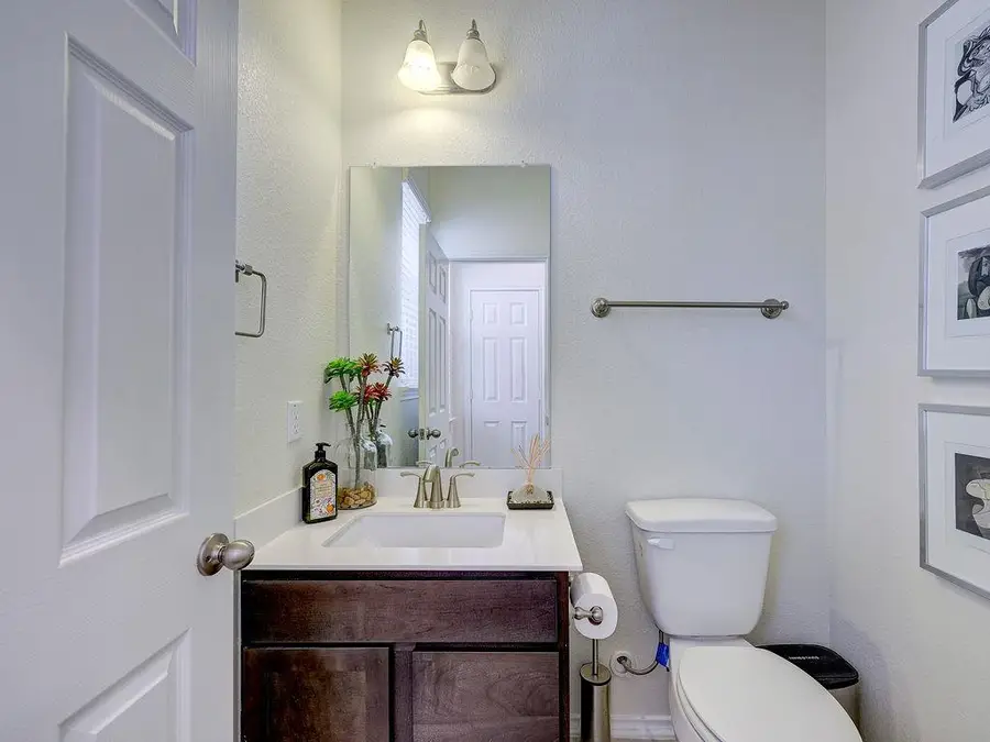 302 Danish Dr #13, Hutto, TX 78634 - #3